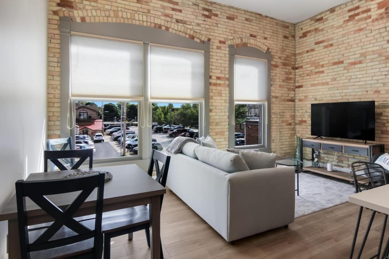 Golden Lofts Unit 1 Downtown Traverse City 1Bd 1Ba ภายนอก รูปภาพ
