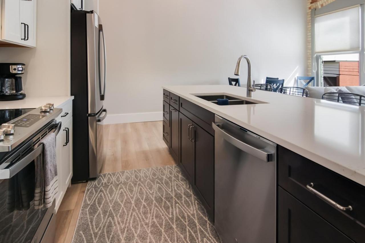 Golden Lofts Unit 1 Downtown Traverse City 1Bd 1Ba ภายนอก รูปภาพ